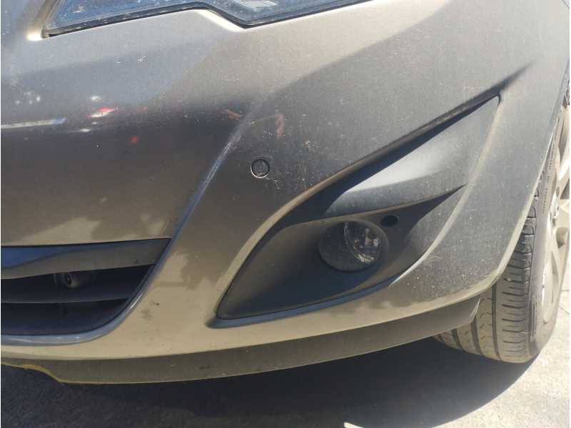 Recambio de faro antiniebla izquierdo para opel meriva b 1.7 16v cdti referencia OEM IAM   