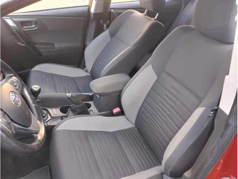 Recambio de asiento delantero izquierdo para toyota auris active referencia OEM IAM   