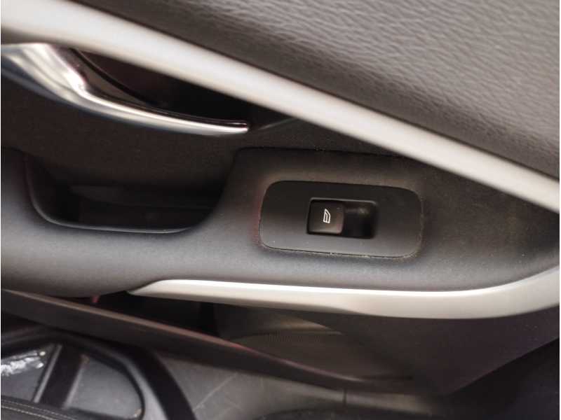 Recambio de mando elevalunas trasero izquierdo para volvo v40 kinetic referencia OEM IAM   