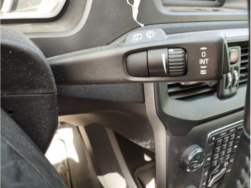Recambio de mando limpia para volvo v40 kinetic referencia OEM IAM   