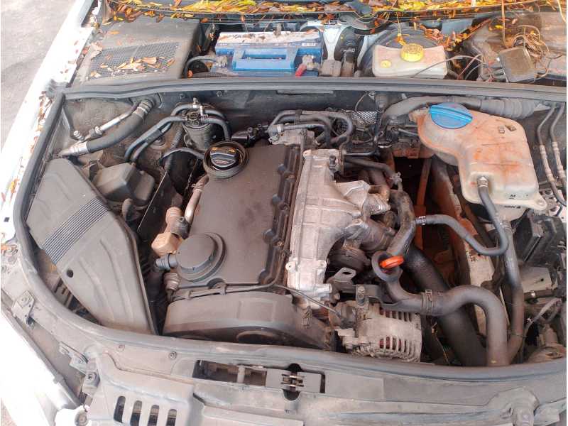 Recambio de alternador para audi a4 b7 avant (8ed) 2.0 tdi referencia OEM IAM 6F903023F  