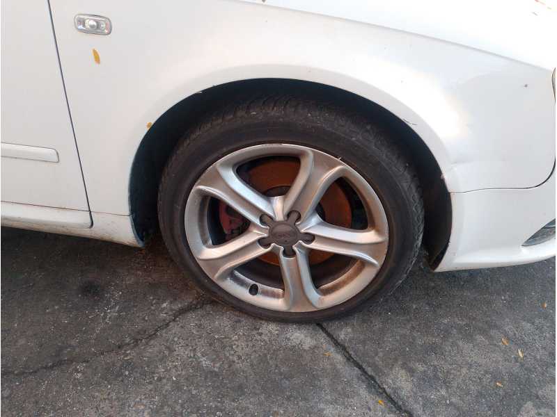 Recambio de amortiguador delantero derecho para audi a4 b7 avant (8ed) 2.0 tdi referencia OEM IAM 8E0413031DA  