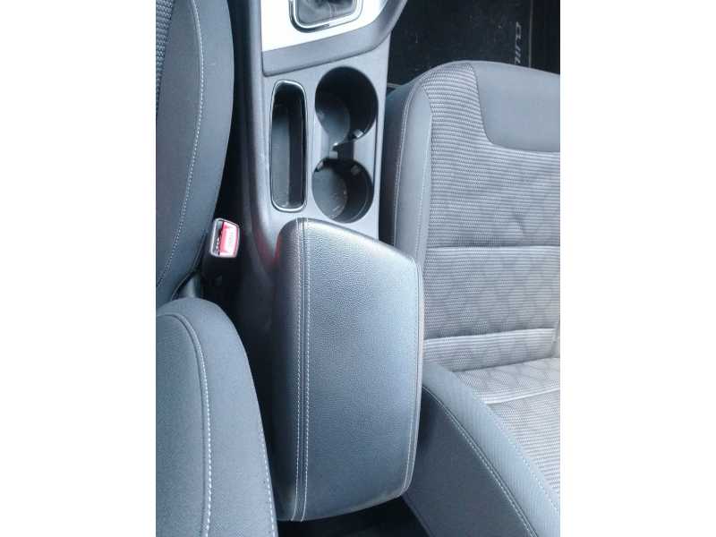 Recambio de apoyabrazos central para kia niro referencia OEM IAM   