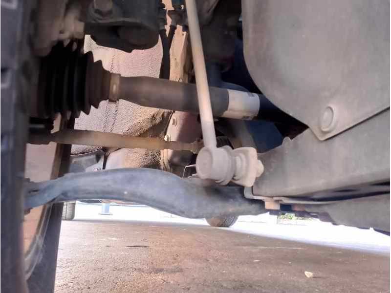 Recambio de brazo suspension inferior delantero derecho para toyota auris active referencia OEM IAM   