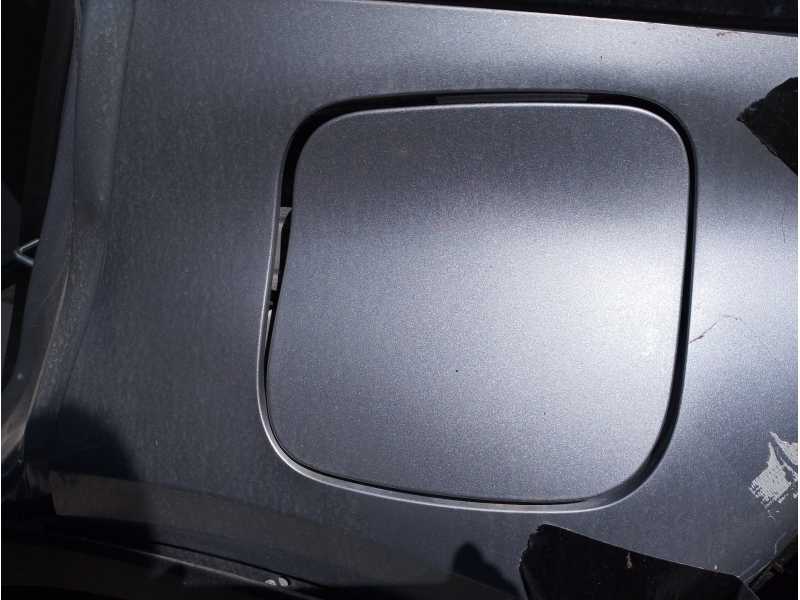 Recambio de tapa exterior combustible para toyota c-hr referencia OEM IAM   