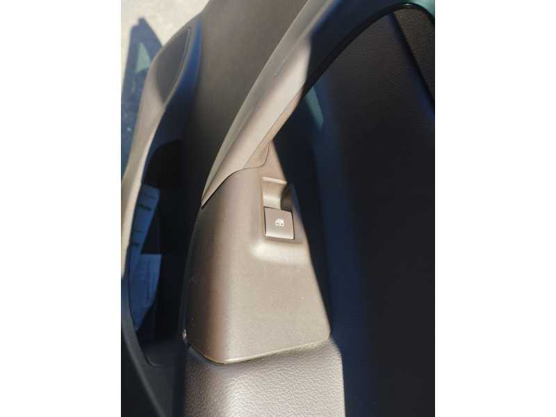Recambio de mando elevalunas trasero derecho para opel meriva b 1.7 16v cdti referencia OEM IAM   