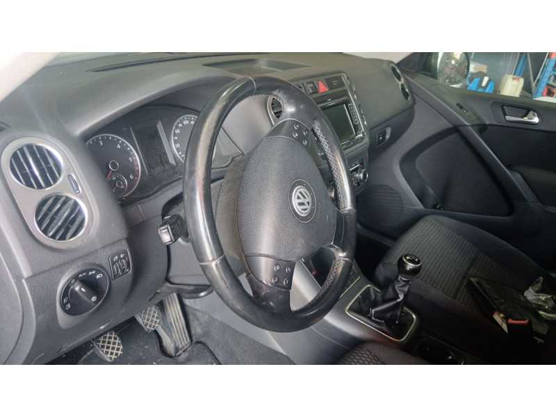 Recambio de salpicadero para volkswagen tiguan (5n_) 2.0 tdi 4motion referencia OEM IAM 5N1857001E  