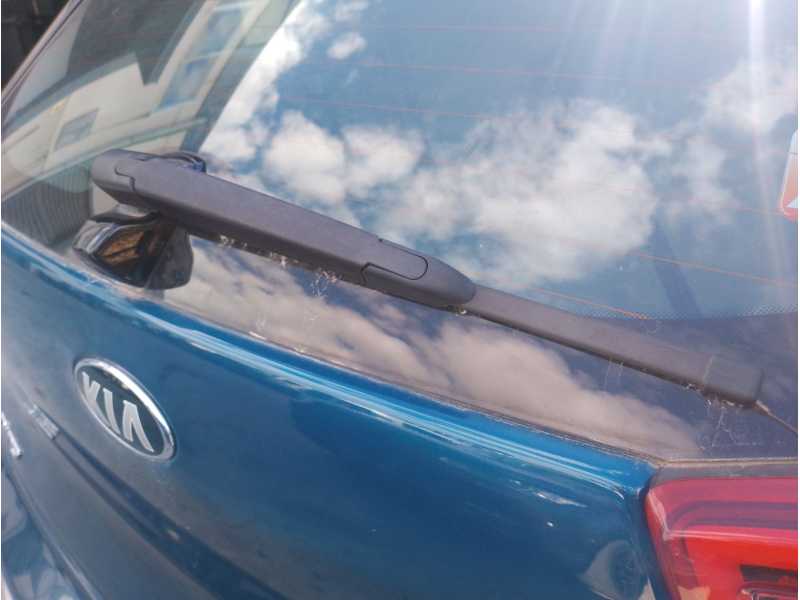 Recambio de brazo limpia trasero para kia niro referencia OEM IAM 98811G5000  