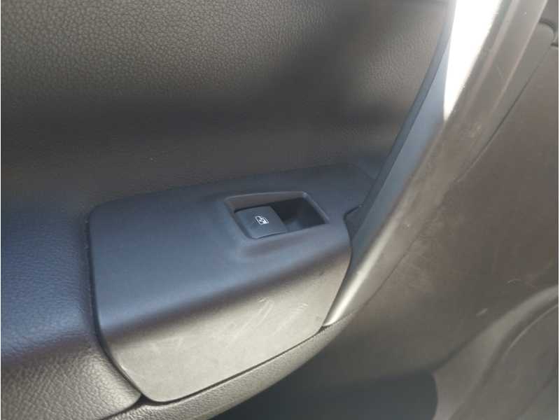 Recambio de mando elevalunas trasero izquierdo para opel meriva b 1.7 16v cdti referencia OEM IAM   