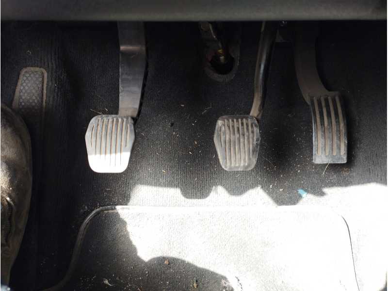 Recambio de pedal acelerador para volvo v40 kinetic referencia OEM IAM   