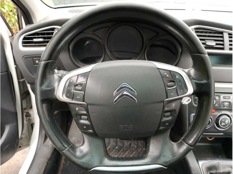 Recambio de volante para citroën c4 lim. 1.6 hdi fap referencia OEM IAM   
