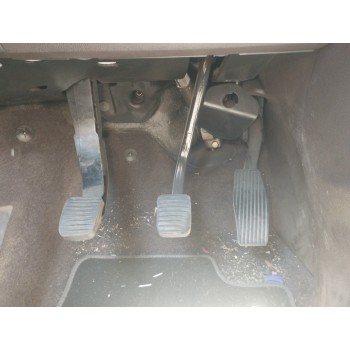 PEDAL EMBRAGUE 