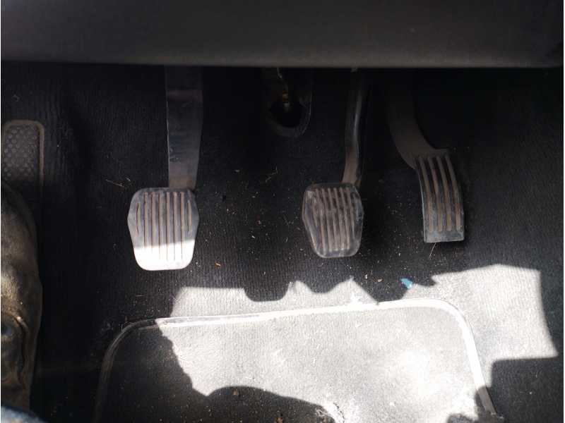 Recambio de pedal freno para volvo v40 kinetic referencia OEM IAM   