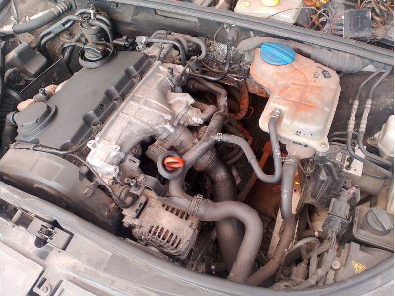 Recambio de caudalimetro para audi a4 b7 avant (8ed) 2.0 tdi referencia OEM IAM 0281002461  