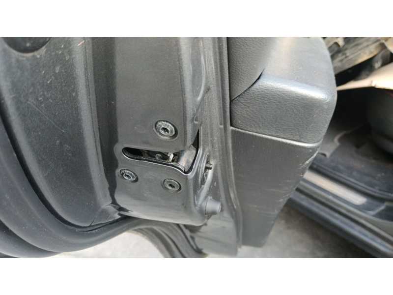 Recambio de cerradura puerta trasera izquierda para hyundai santa fé i (sm) 2.4 16v referencia OEM IAM 814102B000  
