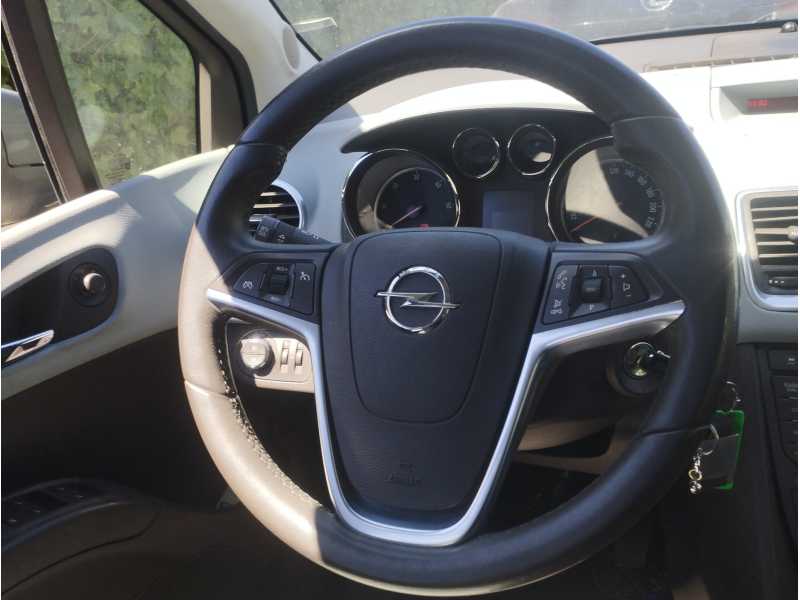 Recambio de volante para opel meriva b 1.7 16v cdti referencia OEM IAM   