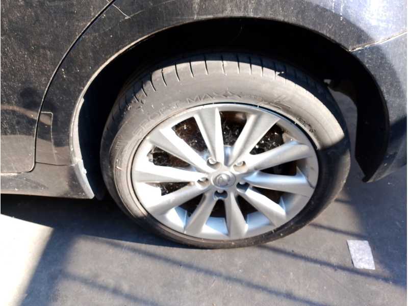 Recambio de llanta para lexus is200 (ds2/is2) 2.2 d-cat referencia OEM IAM   