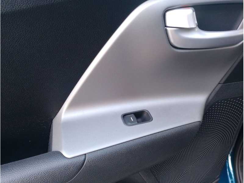 Recambio de mando elevalunas trasero izquierdo para kia niro referencia OEM IAM 93580G5060  