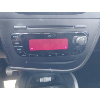 SISTEMA AUDIO / RADIO CD 
