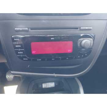 SISTEMA AUDIO / RADIO CD 