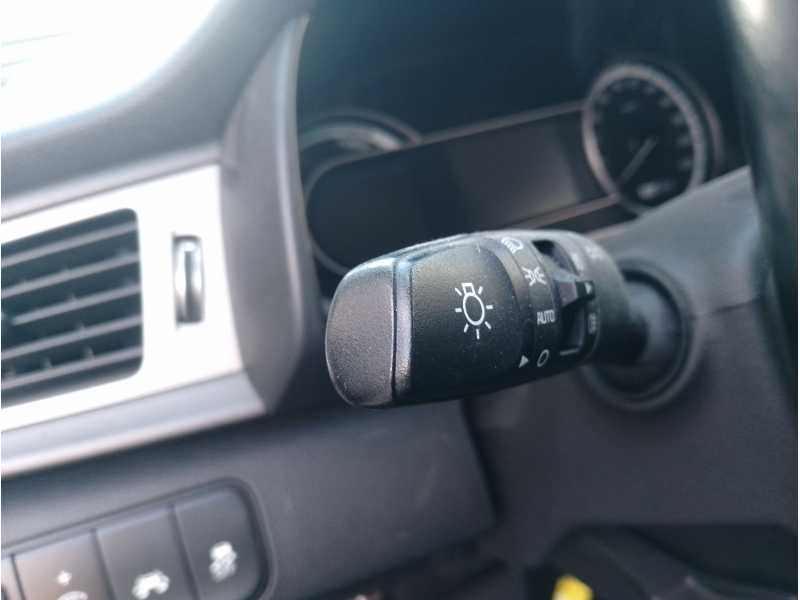 Recambio de mando intermitentes para kia niro referencia OEM IAM   