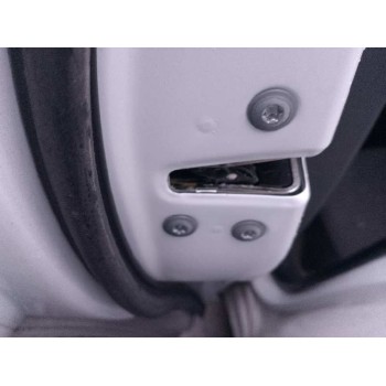 CERRADURA PUERTA TRASERA IZQUIERDA 69060K0040 