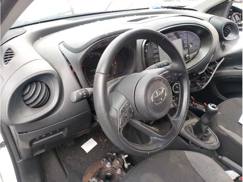Recambio de salpicadero para toyota aygo x-cite referencia OEM IAM   