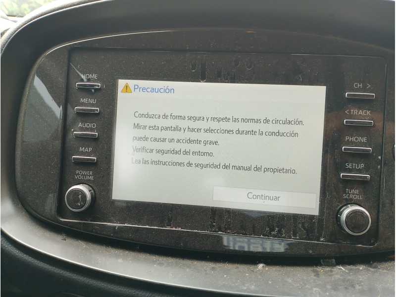 Recambio de pantalla multifuncion para toyota aygo x-cite referencia OEM IAM   