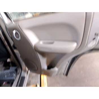 GUARNECIDO PUERTA TRASERA DERECHA 