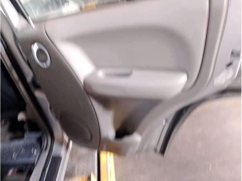 Recambio de guarnecido puerta trasera derecha para jeep cherokee (kj) 2.5 crd 4x4 referencia OEM IAM   