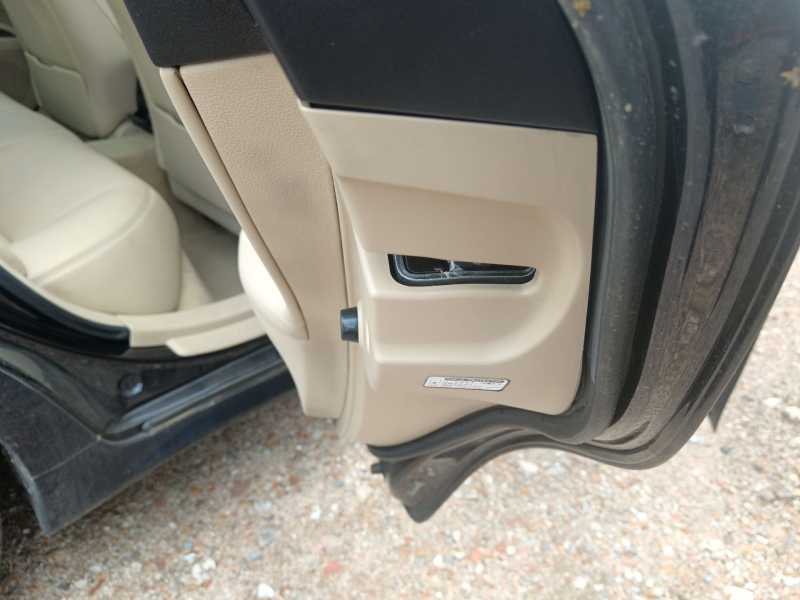 Recambio de cerradura puerta trasera derecha para lexus is ii (_e2_) 250 (gse20) referencia OEM IAM 6905053040  