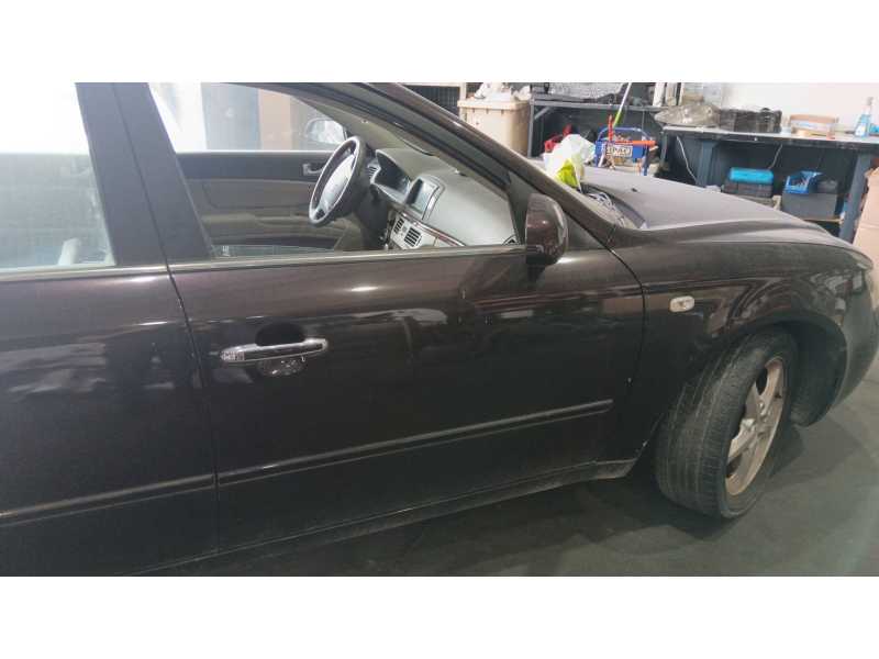 Recambio de puerta delantera derecha para hyundai sonata (nf) 2.4 style referencia OEM IAM 760043K010  