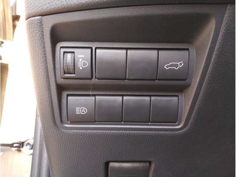 Recambio de mando luces para toyota yaris hybrid active referencia OEM IAM   