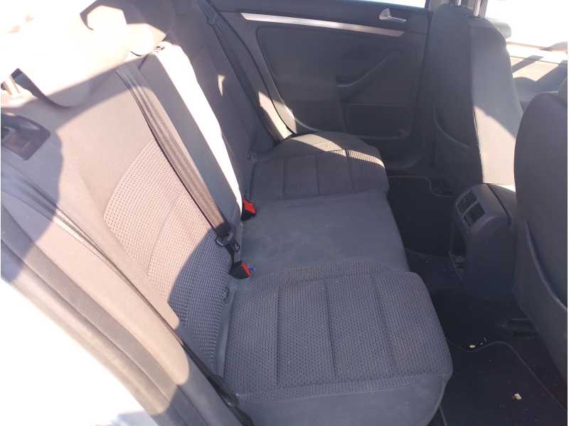 Recambio de asientos traseros para volkswagen jetta iii (1k2) 2.0 tdi referencia OEM IAM   