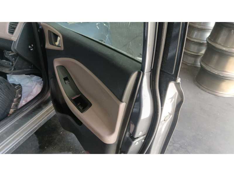 Recambio de elevalunas delantero derecho para hyundai i20 ii (gb, ib) 1.4 crdi referencia OEM IAM 82404C7010  