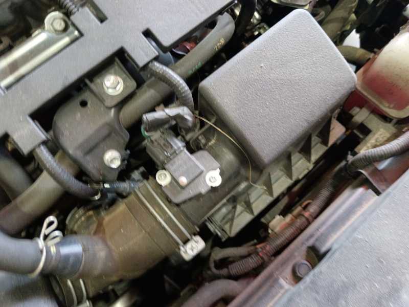 Recambio de caudalimetro para toyota c-hr (_x1_) 1.8 hybrid (zyx10_, zyx11_) referencia OEM IAM 177050T170  