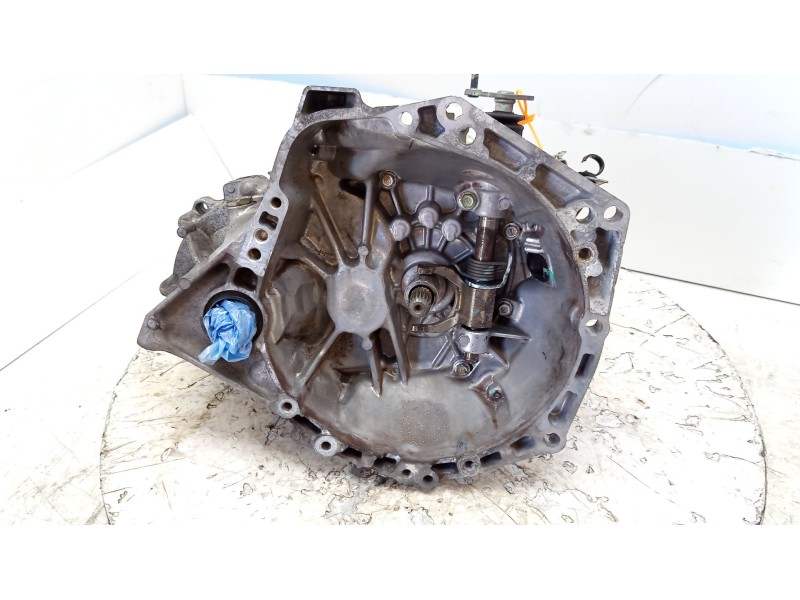 Recambio de caja cambios para toyota aygo (kgb/wnb) referencia OEM IAM 311150H010 20TT010406879 
