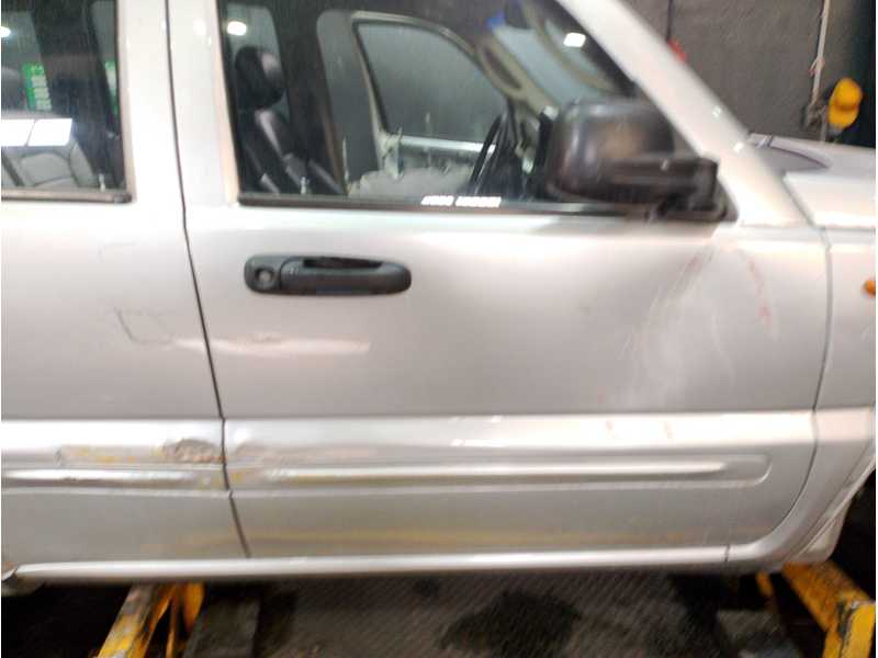 Recambio de puerta delantera derecha para jeep cherokee (kj) 2.5 crd 4x4 referencia OEM IAM   