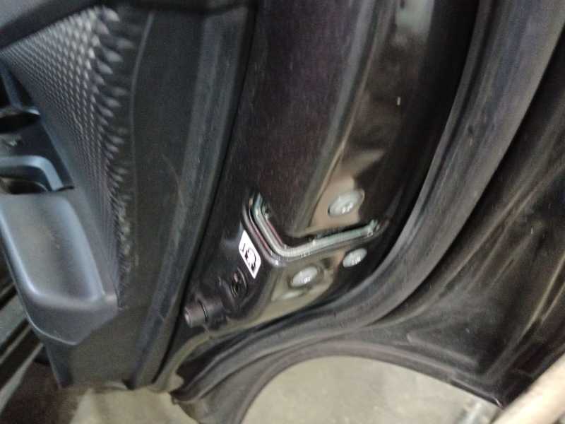 Recambio de cerradura puerta trasera derecha para toyota c-hr (_x1_) 1.8 hybrid (zyx10_, zyx11_) referencia OEM IAM 69050F4010  
