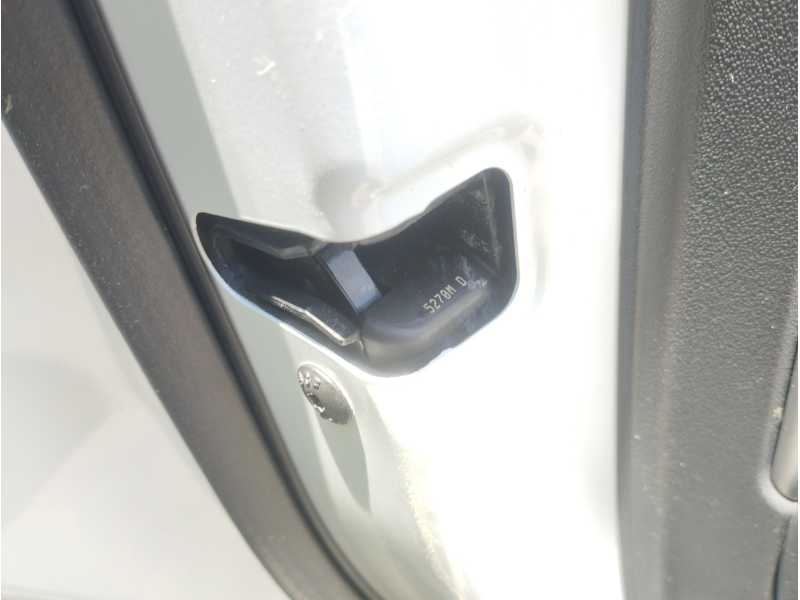Recambio de cerradura puerta trasera izquierda para land rover range rover velar velar referencia OEM IAM   
