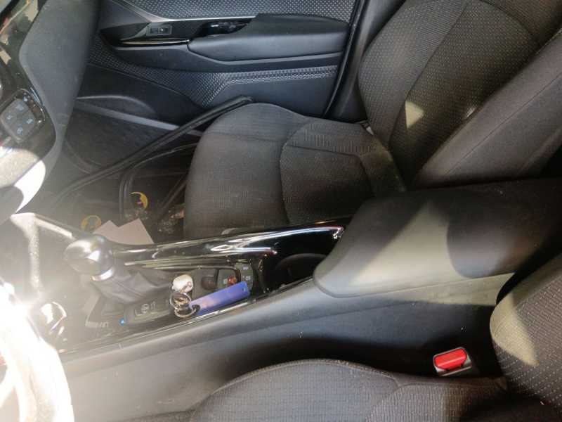 Recambio de consola central para toyota c-hr (_x1_) 1.8 hybrid (zyx10_, zyx11_) referencia OEM IAM 58911F4010C1  