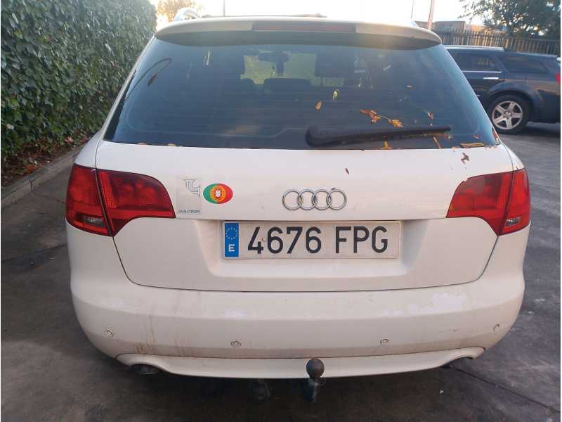 Recambio de porton trasero para audi a4 b7 avant (8ed) 2.0 tdi referencia OEM IAM 8E9827023P  