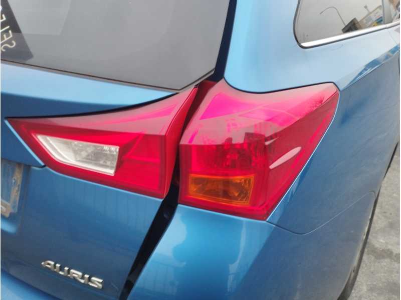 Recambio de piloto trasero derecho para toyota auris touring sports (e18) 2.0 d-4d cat referencia OEM IAM   