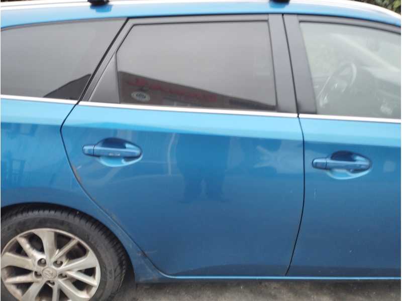 Recambio de puerta trasera derecha para toyota auris touring sports (e18) 2.0 d-4d cat referencia OEM IAM   