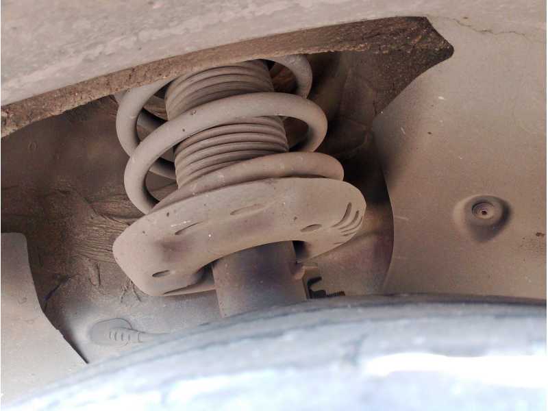 Recambio de amortiguador delantero derecho para volkswagen jetta iii (1k2) 2.0 tdi referencia OEM IAM   