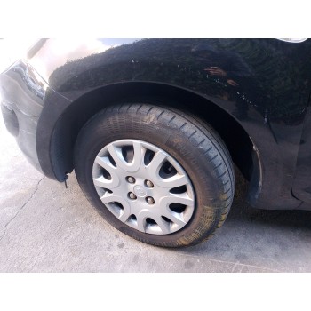 PASO DE RUEDA DELANTERO IZQUIERDO 