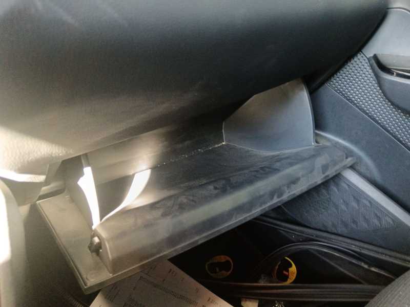 Recambio de guantera para toyota c-hr (_x1_) 1.8 hybrid (zyx10_, zyx11_) referencia OEM IAM 55550F4032C1  