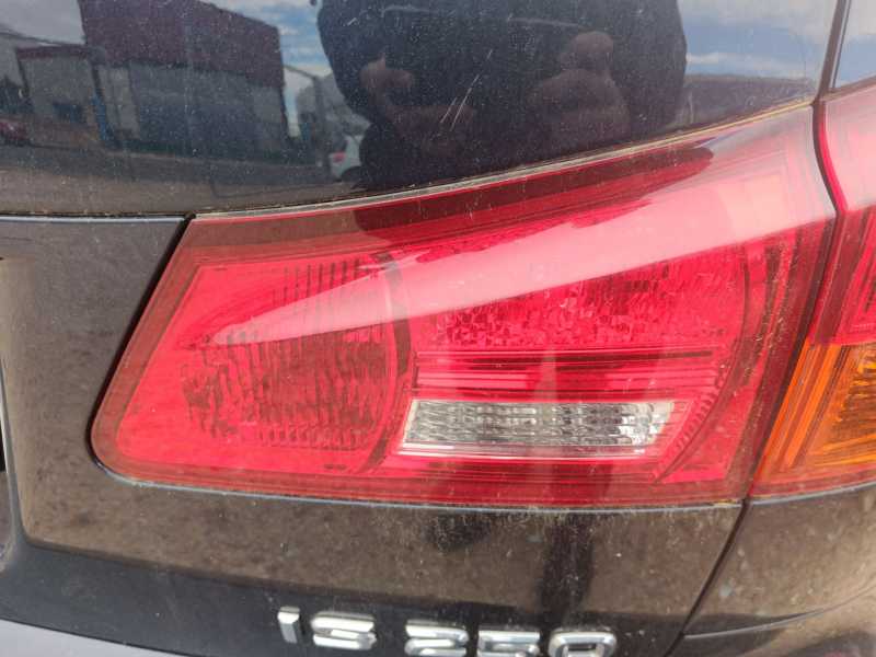 Recambio de piloto trasero derecho interior para lexus is ii (_e2_) 250 (gse20) referencia OEM IAM 8158153071  