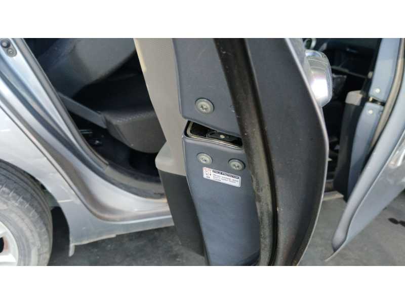 Recambio de cerradura puerta trasera derecha para toyota yaris (_p9_) 1.4 d-4d (nlp90_) referencia OEM IAM 690500D060  