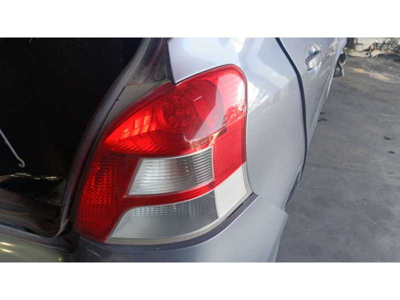 Recambio de piloto trasero derecho para toyota yaris (_p9_) 1.4 d-4d (nlp90_) referencia OEM IAM 815510D251  
